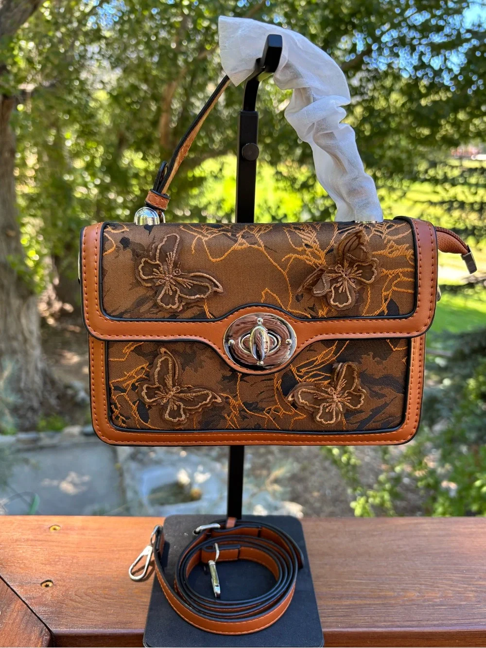 Women's Brown butterfly Floral Embroidered Crossbody Bag